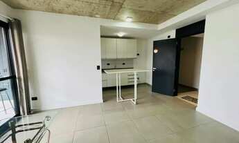 Imagem 5: Apartamento semi-mobiliado, com 80 m² de área total e 58 m² de área útil, localizado no Ba