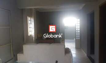 Imagem 3: Casa em Montes Claros, no bairro Cintra, à venda