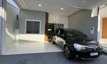 Imagem: Casas em Condomínio no Parque Dez/ 02 Qts