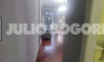 Imagem 3: Apartamento à Venda em Copacabana 2 Quartos frente Vista Livre