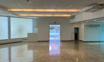 Imagem 4: Ponto comercial/Loja/Box para venda tem 565 metros quadrados com 1 quarto