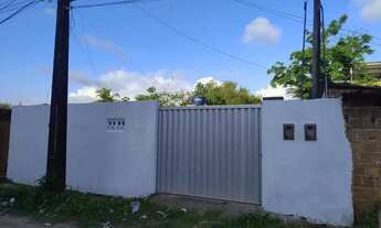 Imagem 2: VENDO OU ALUGO ÓTIMA CASA NO CATAMARÃ, 3 QUARTOS, 1 SUITE, SALA EM L, TERRAÇO, GARAGEM P