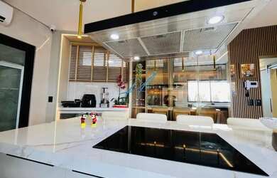 Imagem 4: Casa à venda em Maringá, Jardim Pinheiros, com 3 quartos, com 261 m²