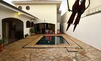 Imagem: Casa à Venda de 04 Quartos Sendo Todos