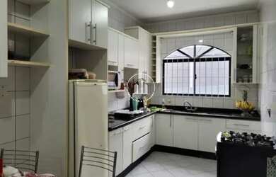 Imagem 4: Casa 4 Quartos com 1 Suíte e 103m² - Campinas - CEN