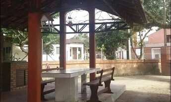 Imagem 5: Sobrado (residencial ou pousada) a 50m da praia, com quiosque