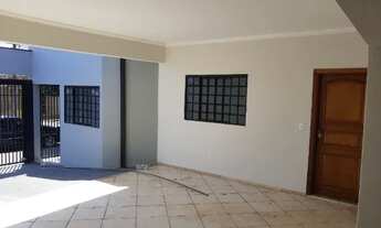 Imagem 3: Casa ampla Casa com 3 dormitórios