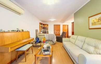 Imagem 6: Imóvel para venda possui 126 metros quadrados com 3 quartos em Petrópolis - Porto Alegre