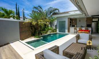 Imagem 2: Lindissima casa com 405m2 com 5 quartos sendo 5 suítes