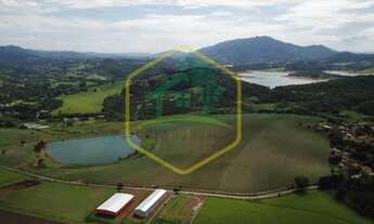 Imagem 2: Área para Loteamento para Venda em Vargem, Centro