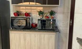 Imagem 5: Casa com 4 quartos - Bairro Parque Anhangüera em Goiânia