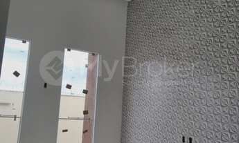 Imagem: Casa com 3 quartos - Bairro Jardim das Hortências