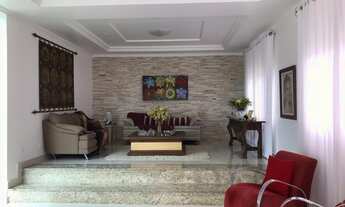 Imagem 6: Casa de condomínio para aluguel e venda possui 480 metros quadrados com 4 quartos