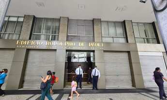 Imagem 2: Sala no Cond. do Edif.de Paoli, 3o andar, em frente ao Largo da Carioca