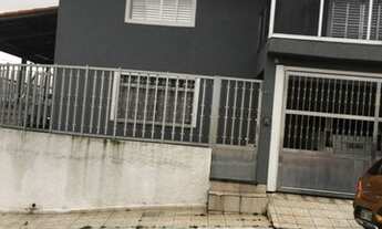 Imagem: Sobrado para venda tem 300 metros quadrados