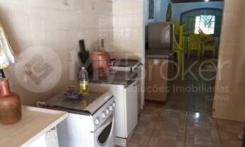 Imagem 4: Casa com 2 quartos - Bairro Jardim América em Goiânia