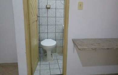 Imagem 4: Aluga-se Casa com 1/4