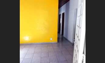 Imagem 7: Casa a venda com 3/4 internos, área na frente e fundo c/ churrasqueira, financia veja o vi