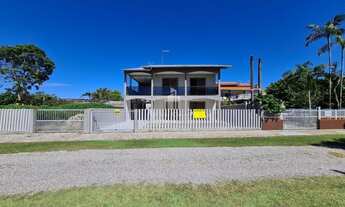 Imagem 2: Sobrado 04 dormitórios (01 suíte), á 190 metros da praia