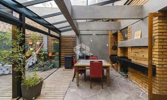 Imagem 2: PORTO ALEGRE - Casa Padrão - Mont Serrat