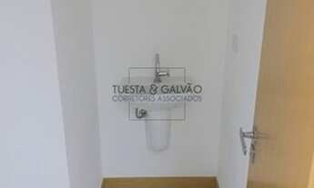 Imagem 4: Sala comercial a venda na esquina da Brigadeiro Franco com Emiliano Perneta, centro de Cur