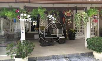 Imagem 5: Excelente casa linear em condomínio de referência em Jacarepaguá com total segurança