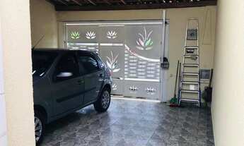 Imagem 2: Casa de 2 quartos com 2 vagas de garagem - Pq Sevilha