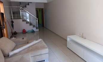 Imagem 2: Sobrado para venda com 3 quartos Jardim Maria Rosa