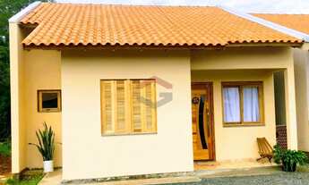 Imagem: Casa com pátio amplo. Ref. G3367