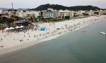 Imagem: Cobertura próxima a praia de Canasvieiras