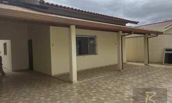 Imagem 2: Excelente casa com 3 dormitórios sendo 1 suite 300 mts da praia R$ 550.000 - Jardim Ribam