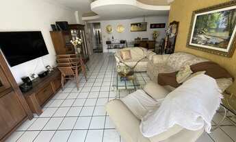 Imagem 5: Vendo 3qtos bem localizado próximo a praia<br>Oportunidade única!!