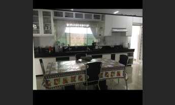 Imagem 3: Casa para aluguel possui 460 metros quadrados com 4 quartos em Jardins Atenas - Goiânia