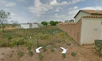 Imagem: Lote rosa dos ventos contra esquina da avenida