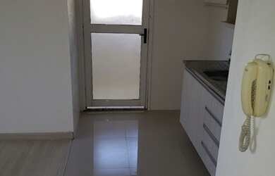 Imagem 2: Jd. Copacabana- Apto: 2 Dorms; 1 Banh; Arms na Cozinha; 1 Vg de Gar