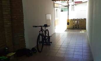 Imagem 3: Casa de condomínio para aluguel e venda possui 180 metros quadrados com 3 quartos