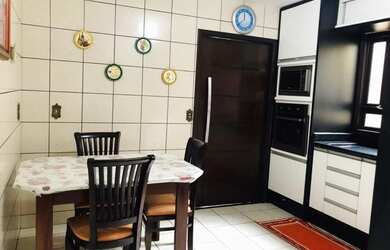 Imagem 5: CASA no SAGUAÇÚ com 3 quartos para VENDA, 310 m²