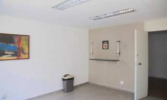 Imagem 2: Sala/Conjunto para aluguel possui 250 metros quadrados com 7 quartos em Bela Vista - São P