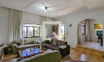 Imagem 5: Casa à Venda - Assunção, 4 Quartos, 292 m2