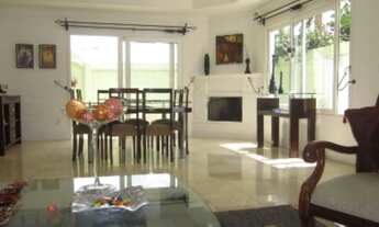 Imagem 2: Casa para venda possui 357 metros quadrados com 4 quartos em Montese - Resende - Rio de Ja