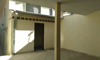 Imagem 6: Sobrado para aluguel possui 140 metros quadrados com 3 quartos