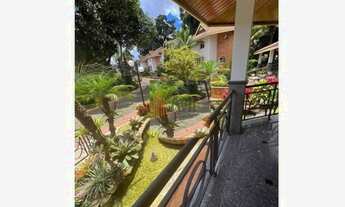 Imagem 2: Sobrado de condomínio alto padrão