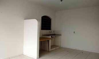 Imagem 7: Sobrado para aluguel e venda tem 208 metros quadrados com 5 quartos