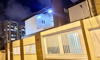 Imagem: Casa arquitetada de andar com 3 quartos