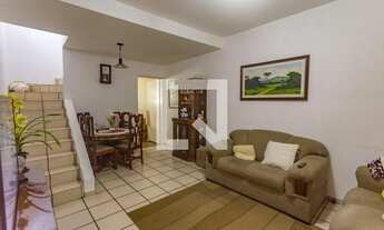 Imagem: Casa à Venda - Assunção, 2 Quartos, 140