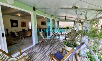 Imagem 3: Casa disponível para venda ou locação com 7 dorms em rua tranquila, próximo da praia