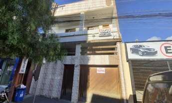 Imagem: Sobrado para venda tem 640 metros quadrados