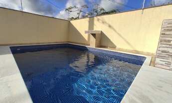 Imagem: Casa com piscina - 300 metros do mar