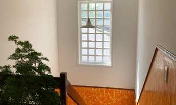 Imagem 6: Casa de condomínio para venda possui 289 metros quadrados com 4 quartos