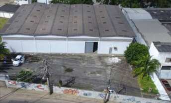 Imagem 2: Galpao com 1200m2 e 1000m2 de patio